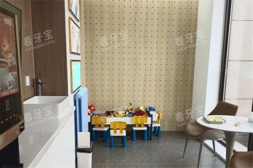 北京瑞和口腔儿童游乐区.jpg 北京瑞和口腔儿童游乐区.jpg
