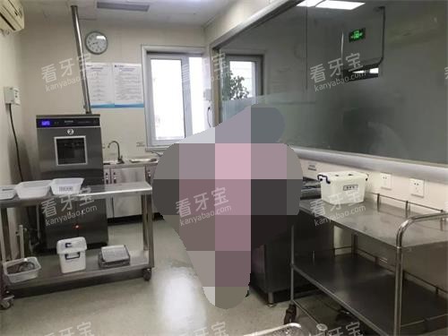 �ൺ�����¶���ǻ����׷�Ժ��������.jpg
