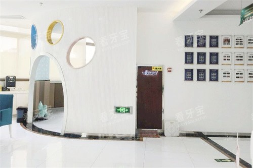 台州拜博口腔儿童游乐区.jpg 台州拜博口腔儿童游乐区.jpg