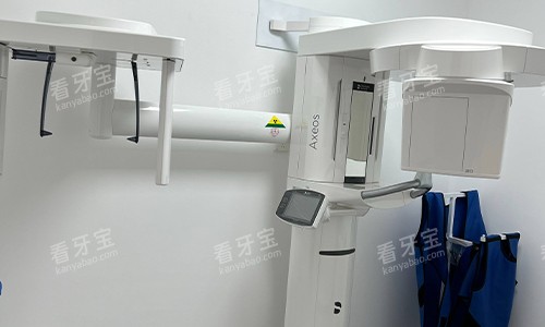 深圳瑞尔齿科拍片区.jpg 深圳瑞尔齿科拍片区.jpg