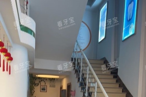 莆田群益口腔楼梯.jpg 莆田群益口腔楼梯.jpg