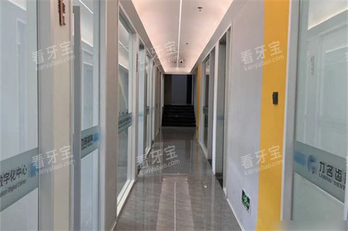 南平建瓯力名齿科诊疗区走廊.jpg 南平建瓯力名齿科诊疗区走廊.jpg