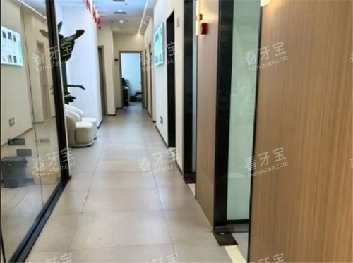 厦门思明区拜瑞口腔内部走廊.jpg 厦门思明区拜瑞口腔内部走廊.jpg