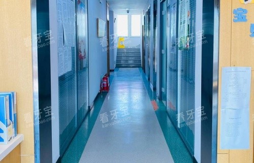 天津爱佳口腔走廊示意图.jpg 天津爱佳口腔走廊示意图.jpg