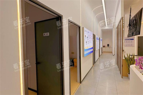 邢台美植口腔诊区走廊.jpg 邢台美植口腔诊区走廊.jpg