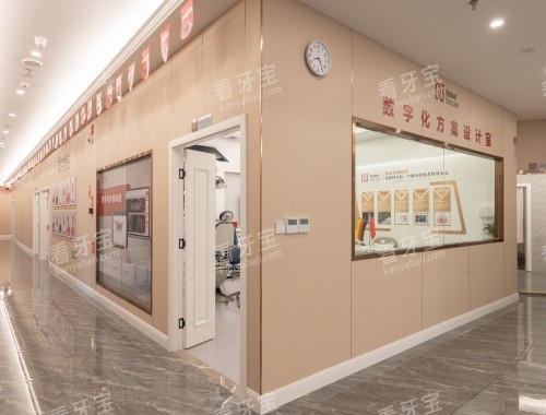 昆明柏德口腔侧面环境.jpg 昆明柏德口腔侧面环境.jpg