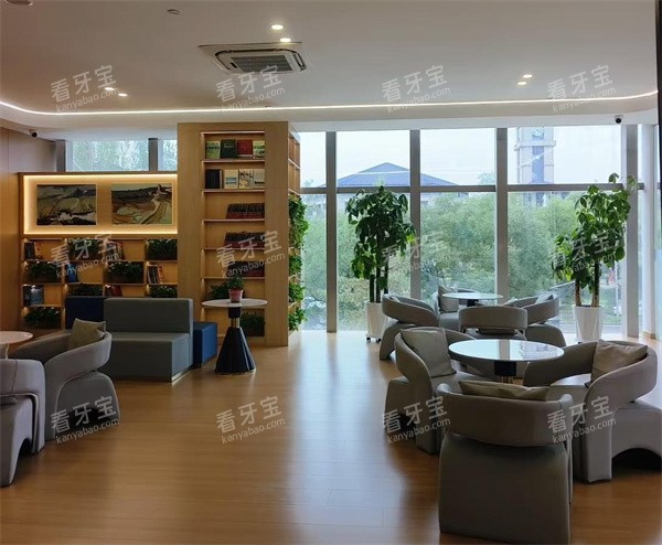 呼和浩特聚仁口腔三院大厅2.jpg 呼和浩特聚仁口腔三院大厅2.jpg