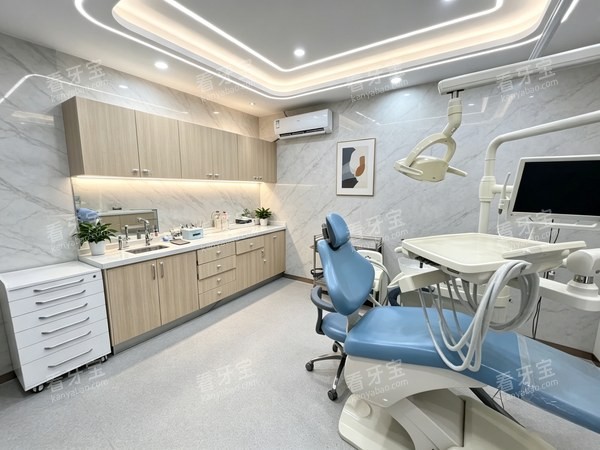 北京优贝口腔鼓楼店诊疗室资料.jpg 北京优贝口腔鼓楼店诊疗室资料.jpg