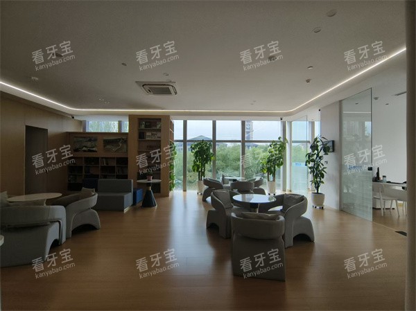 呼和浩特聚仁口腔三院大厅.jpg 呼和浩特聚仁口腔三院大厅.jpg