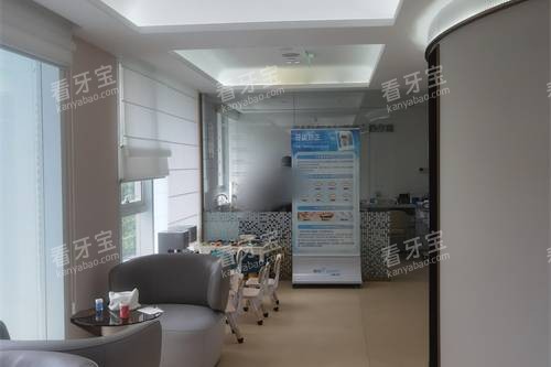 深圳泰乐口腔走廊.jpg 深圳泰乐口腔走廊.jpg