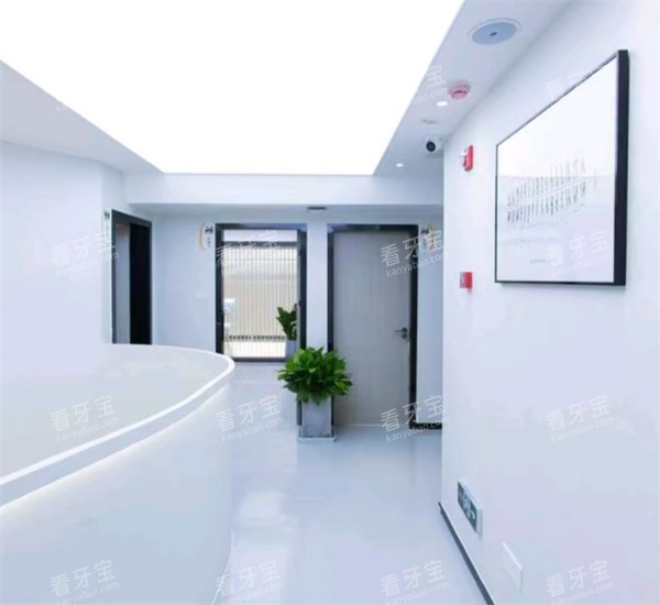 成都高新橙奕思迈口腔走廊.jpg 成都高新橙奕思迈口腔走廊.jpg