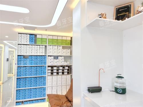 北京维恩口腔(海淀店)展示区.jpg 北京维恩口腔(海淀店)展示区.jpg